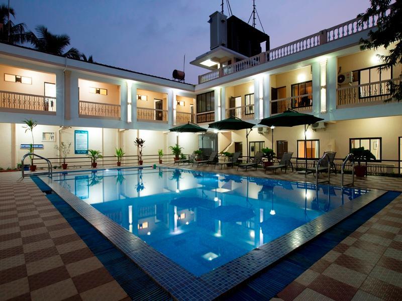 Serenity By The Sea Beach Resort Candolim Bagian luar foto
